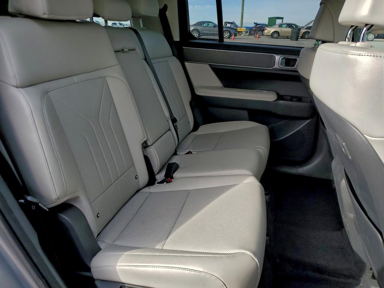 Hyundai SANTA FE Sel Image 11