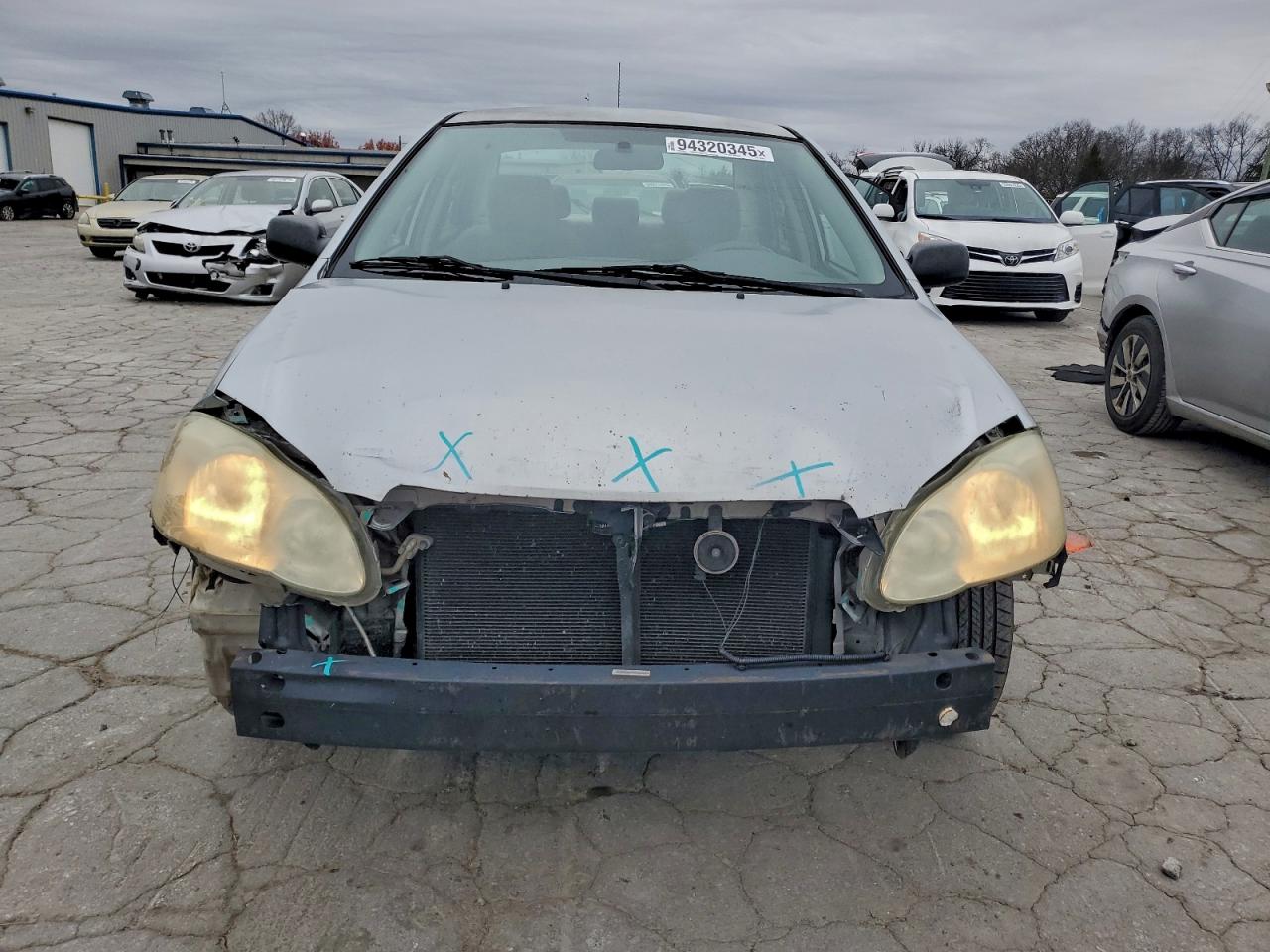 Toyota Corolla Ce Image 3