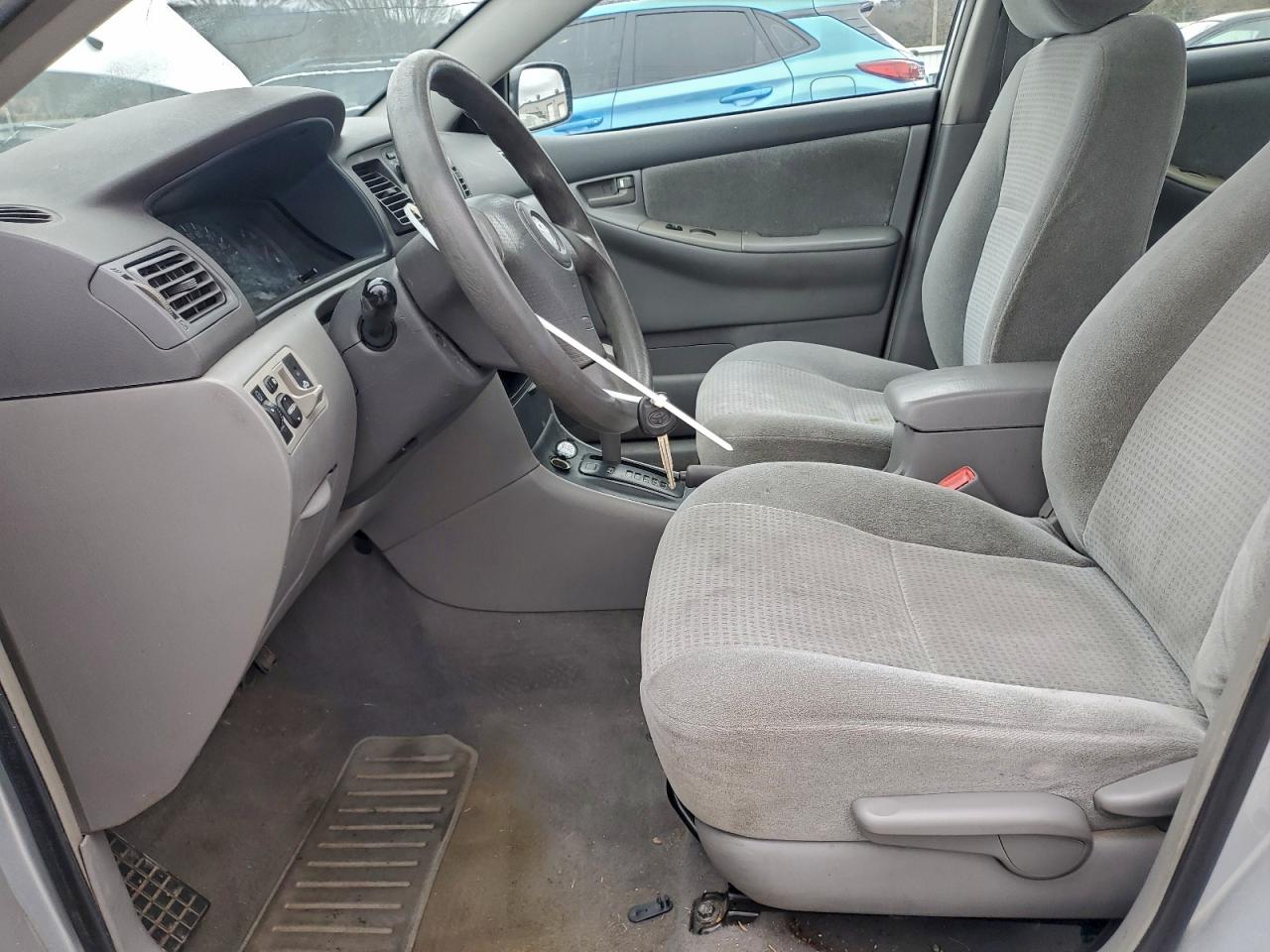 Toyota Corolla Ce Image 11