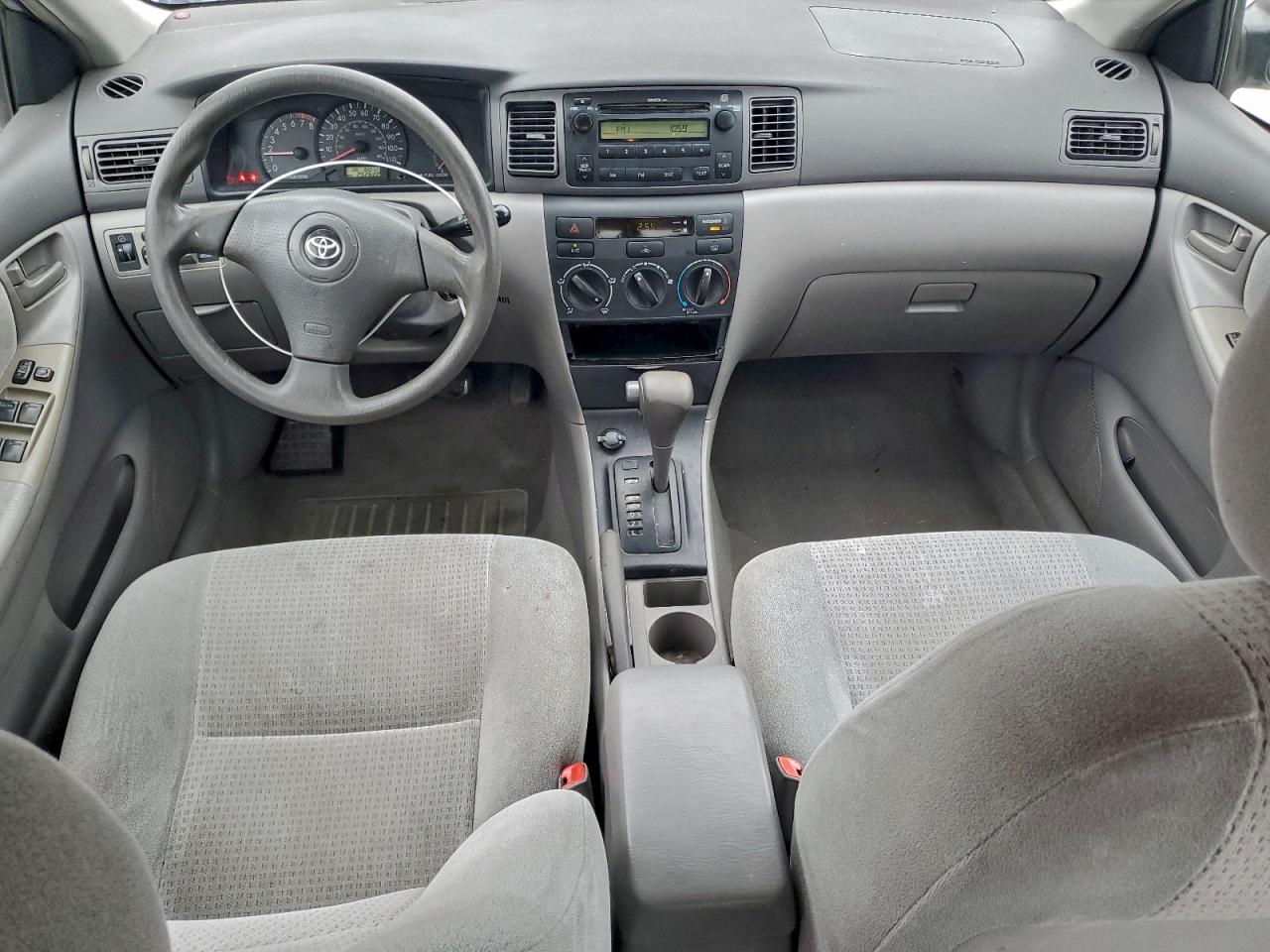 Toyota Corolla Ce Image 7