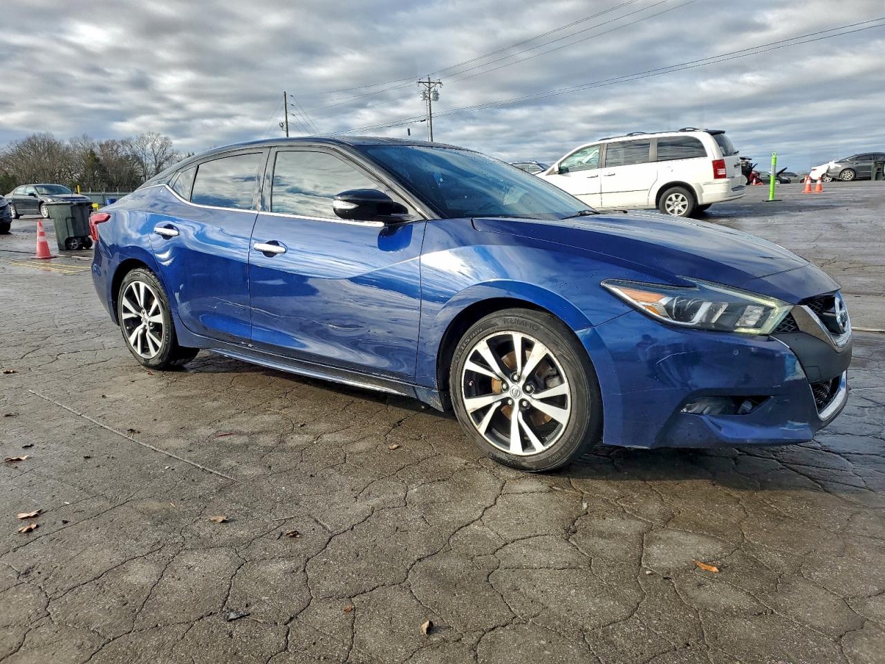 Nissan Maxima 3.5s Image 4