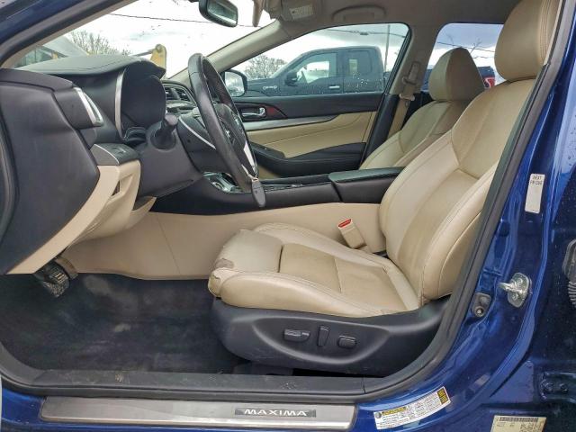 Nissan Maxima 3.5s Image 11