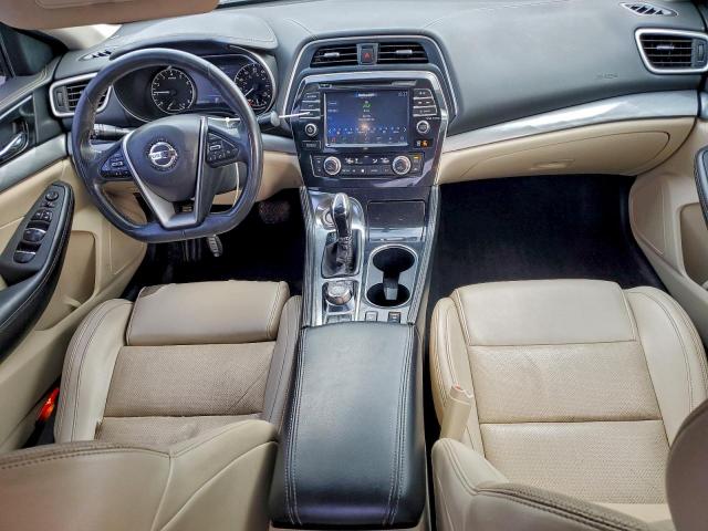 Nissan Maxima 3.5s Image 10