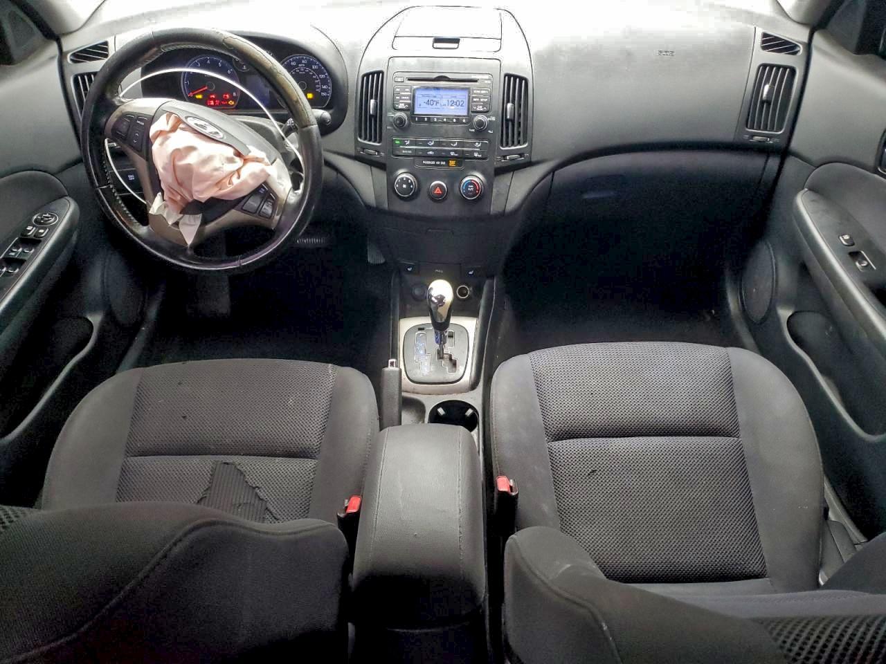 Hyundai ELANTRA Gls Image 7