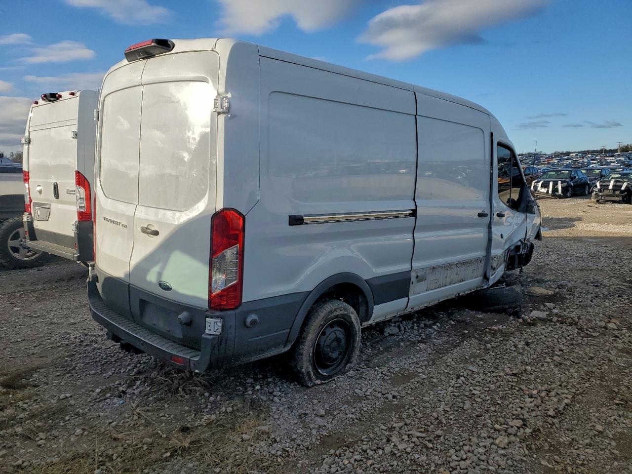 Ford Transit T-150 Image 3
