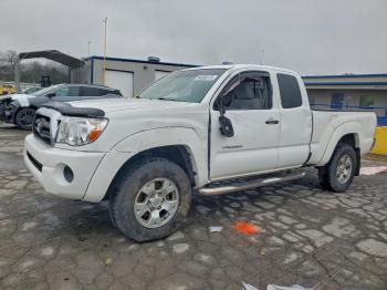  Salvage Toyota Tacoma