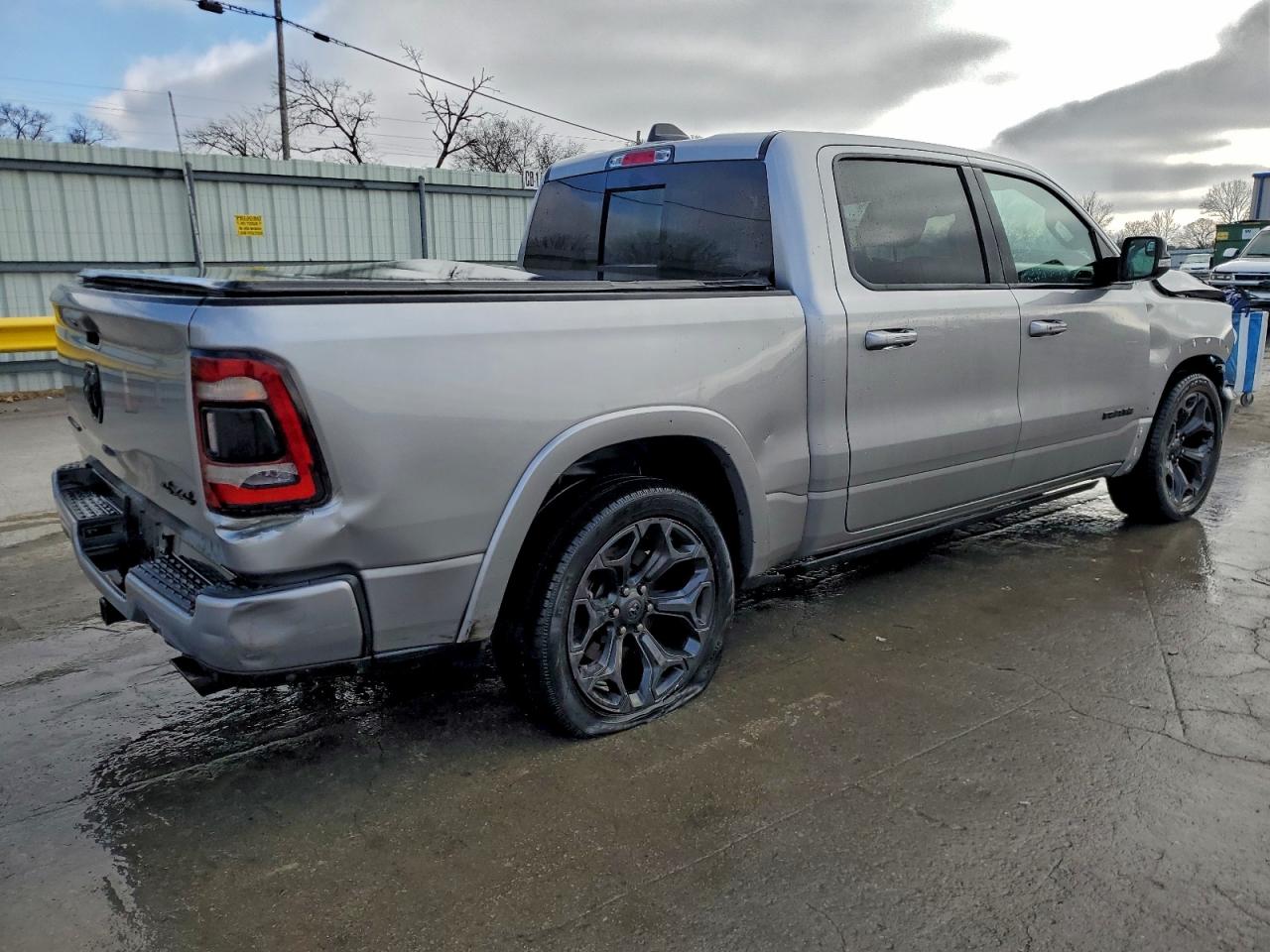Ram 1500 Limited Image 2