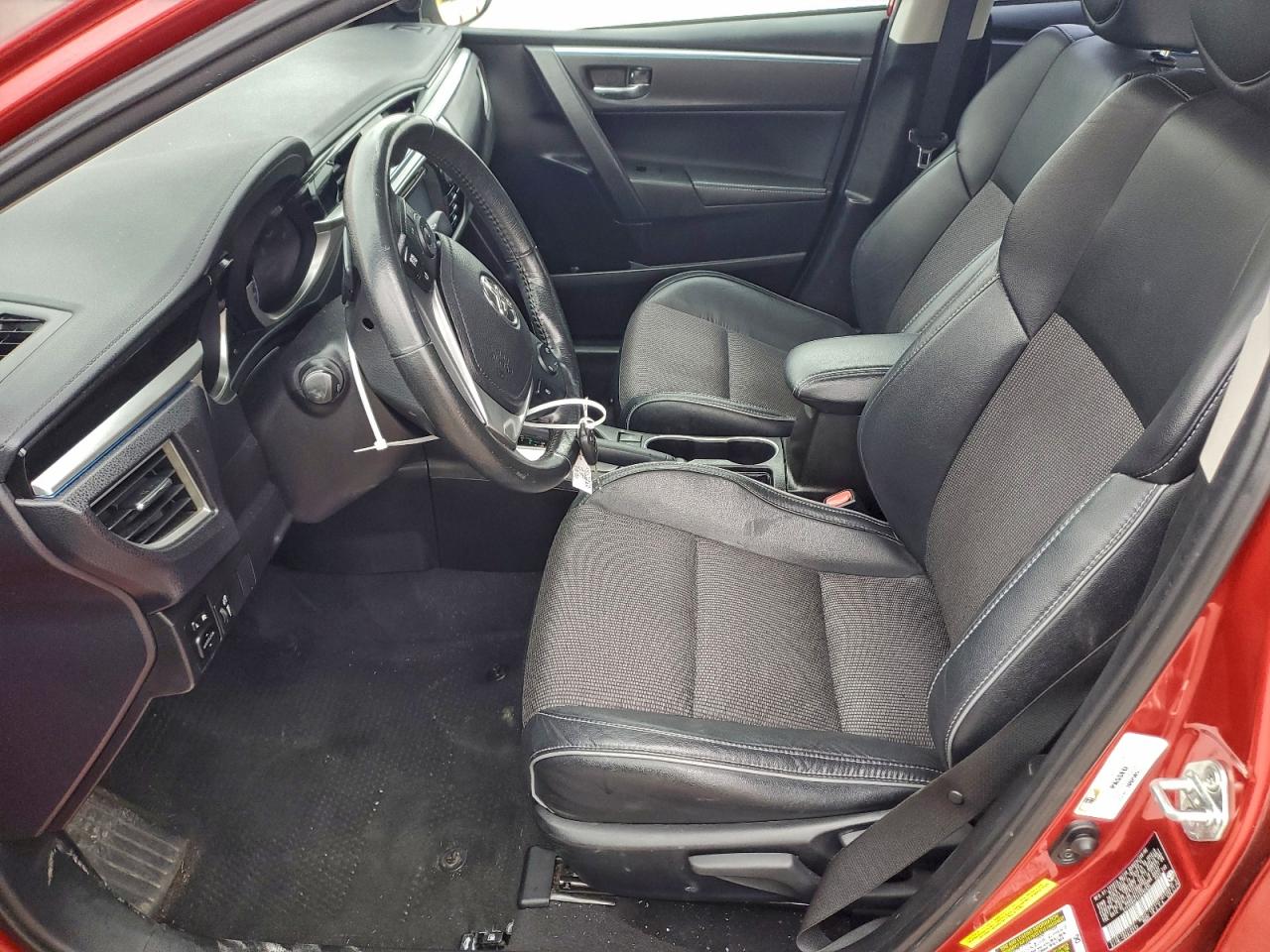 Toyota Corolla L Image 6