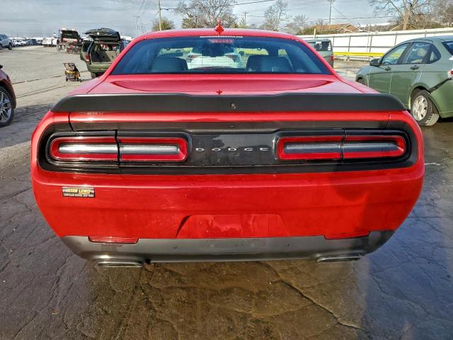 Dodge Challenger R/t Image 12