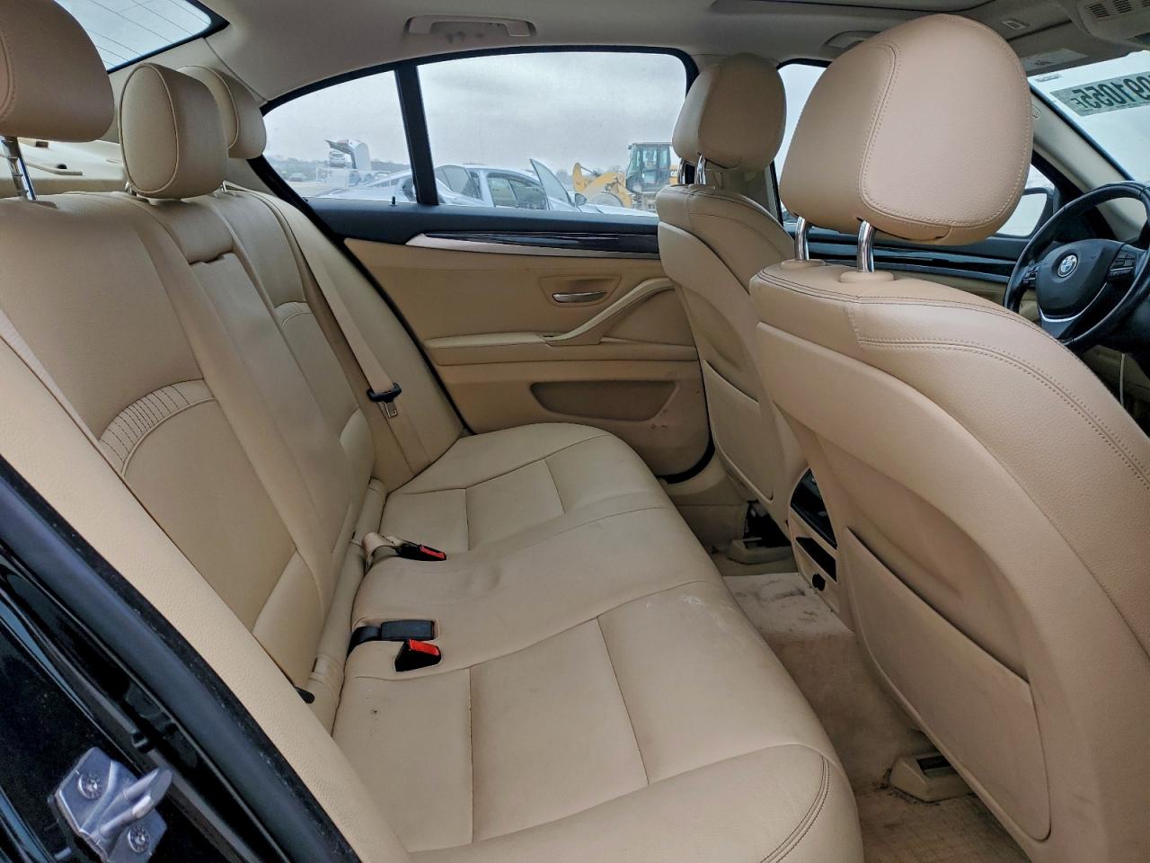 BMW 5 Series Xi Image 2