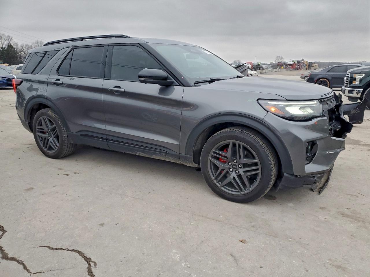 Ford Explorer St Image 9