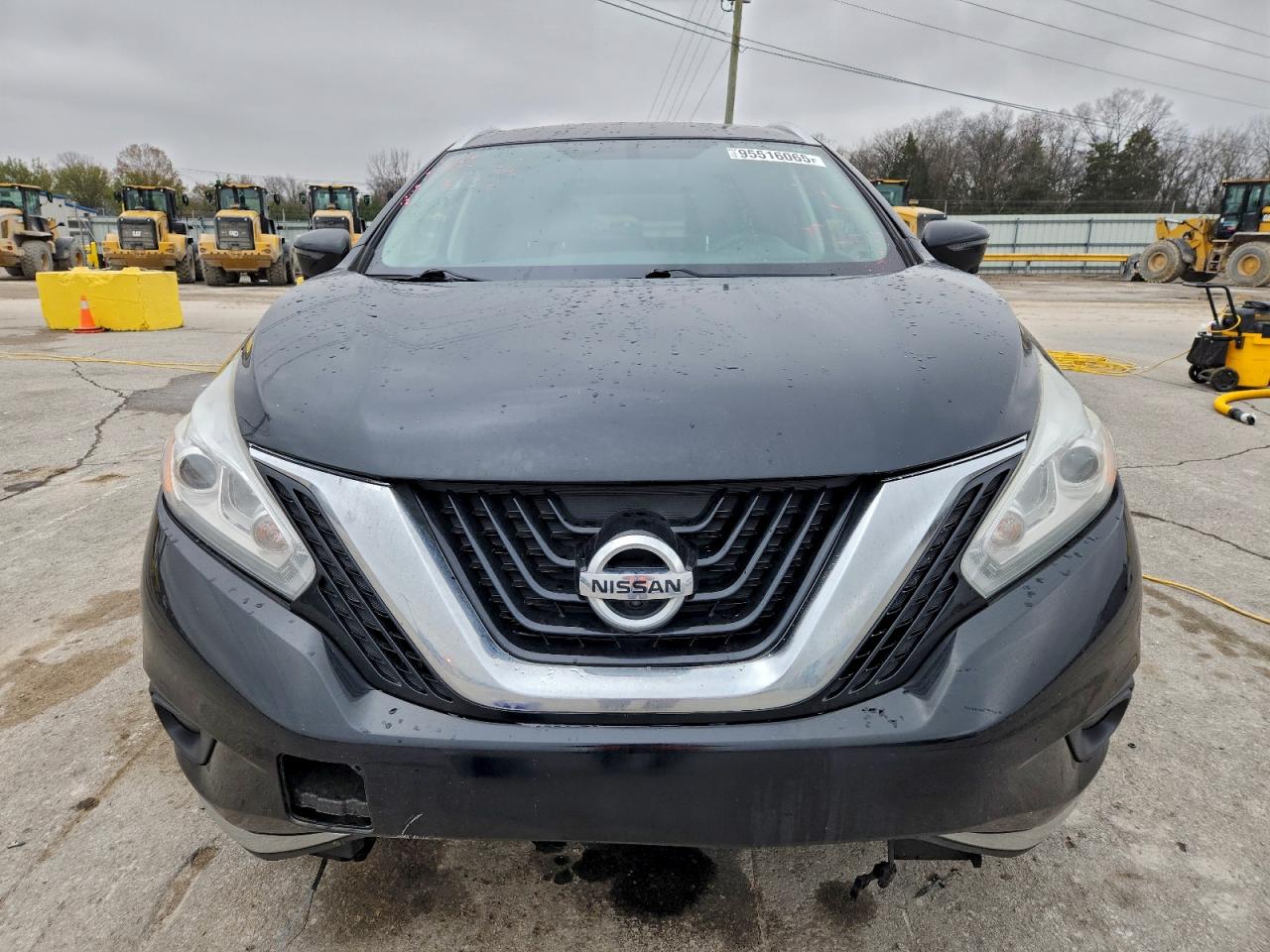 Nissan Murano S Image 3