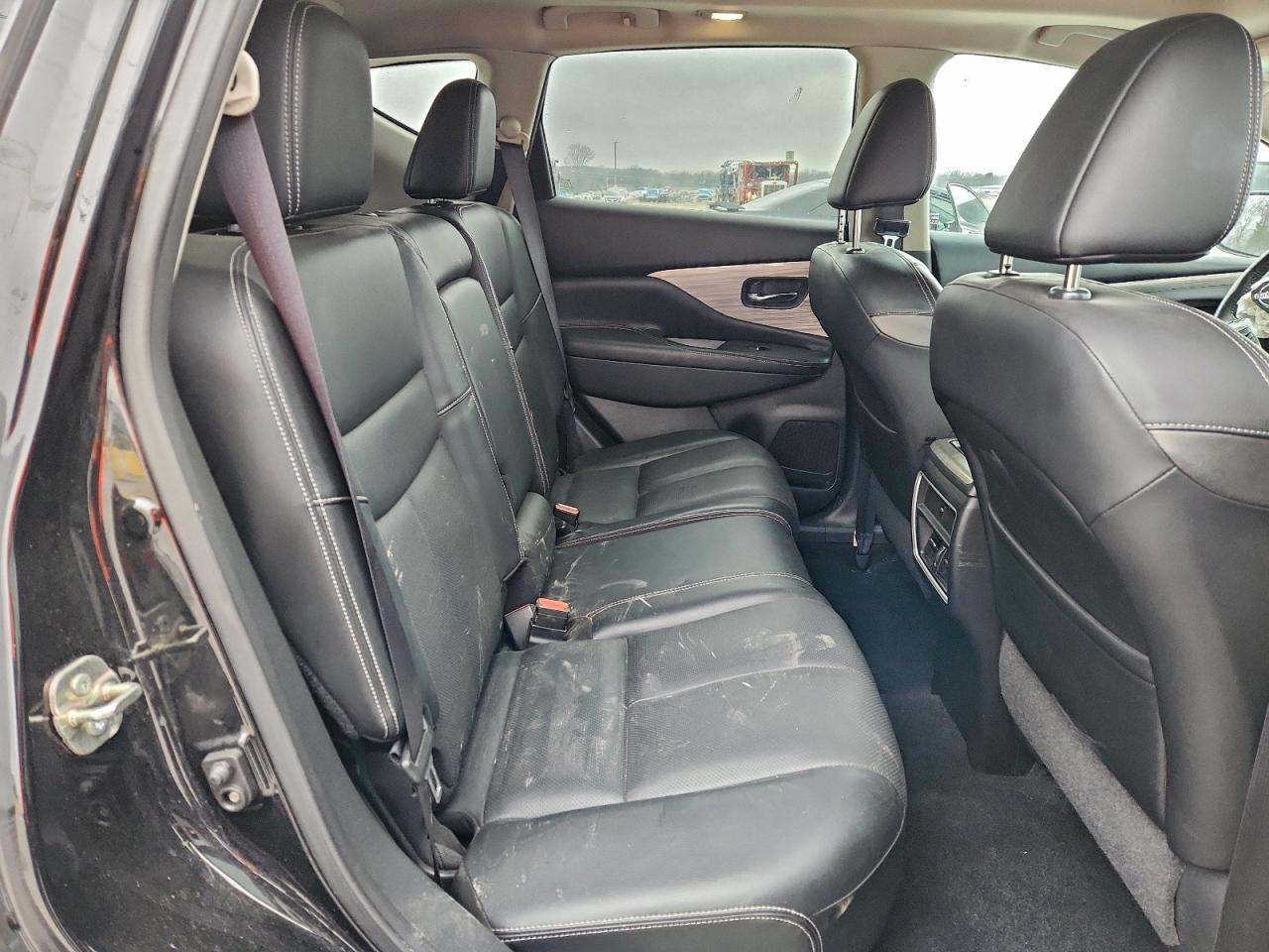 Nissan Murano S Image 12