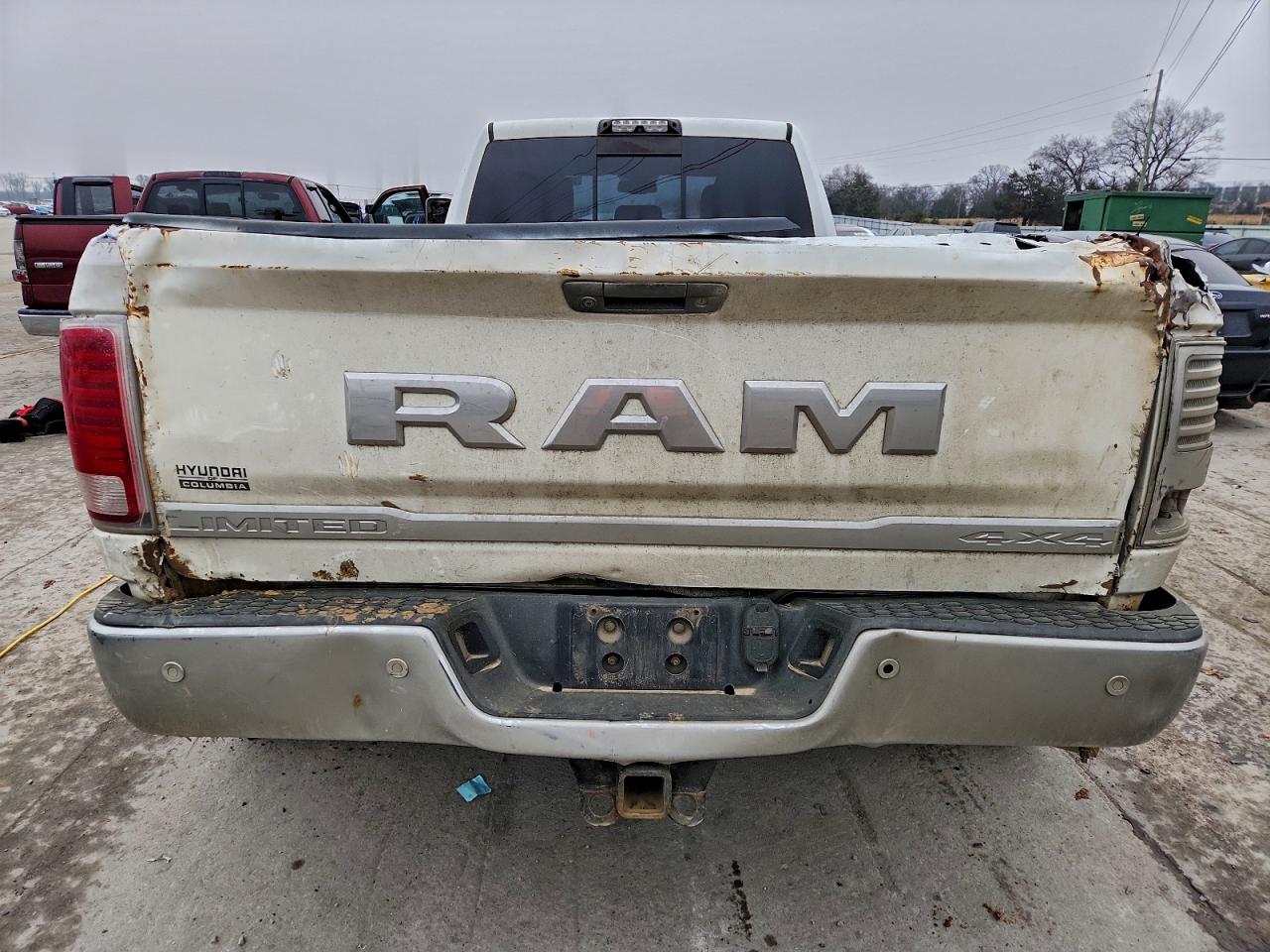 Dodge Ram 3500 Longhorn Image 3