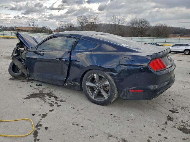 Ford Mustang Image 2