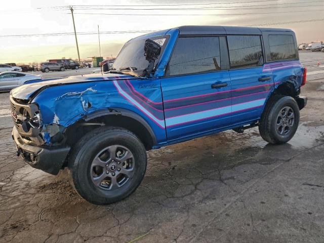  Salvage Ford Bronco