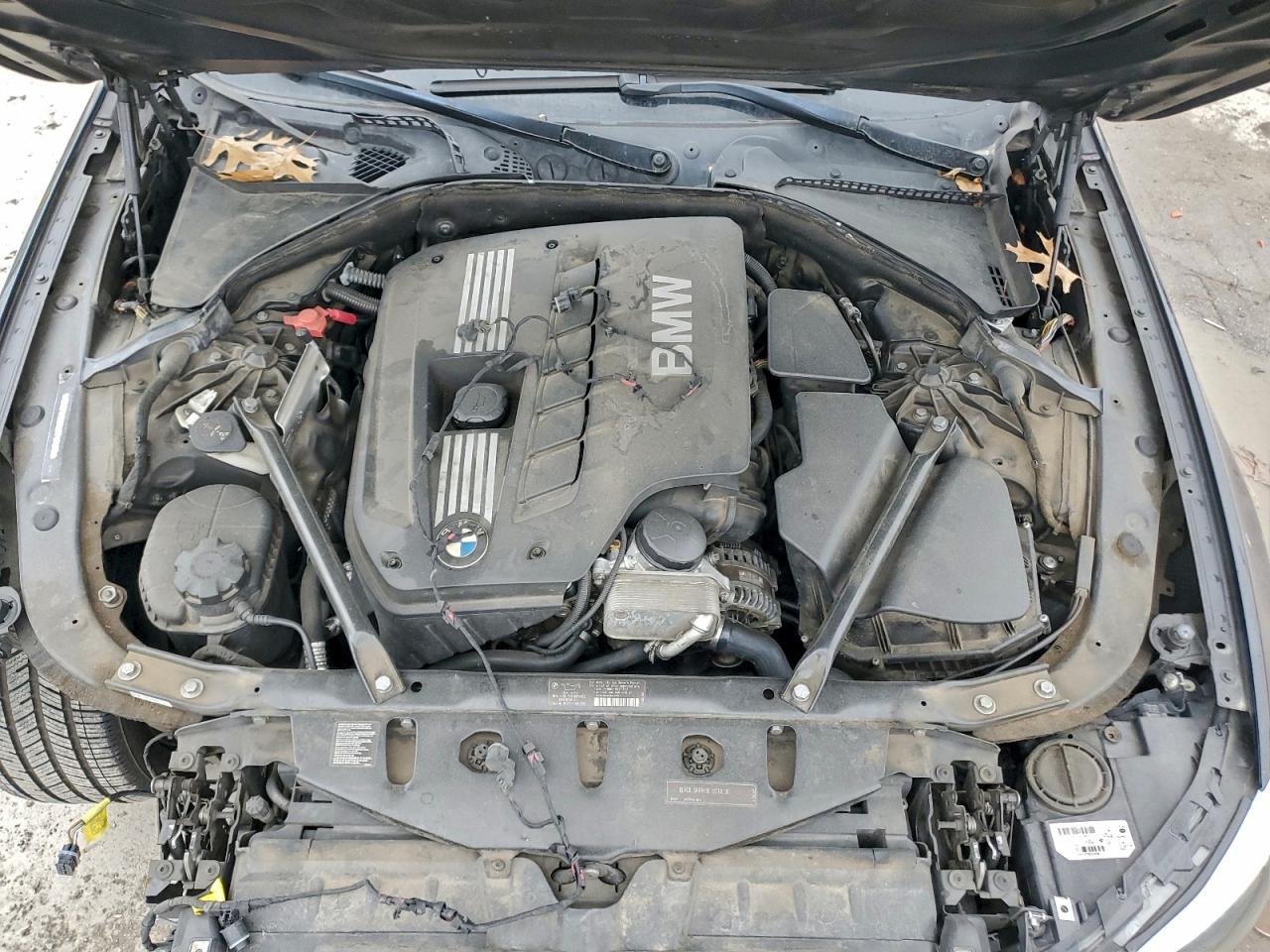 BMW 5 Series I Image 12