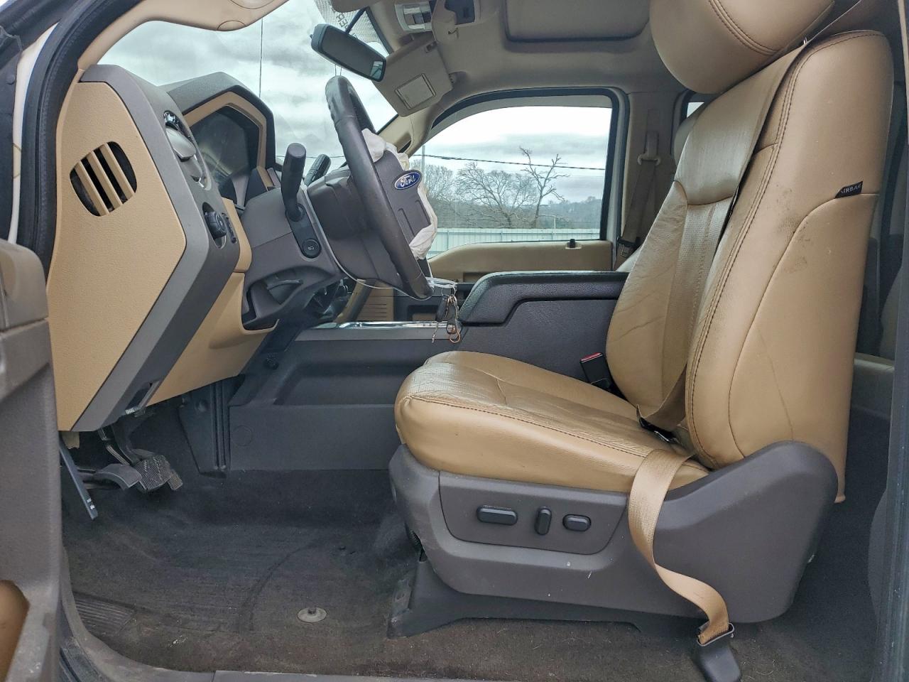 Ford F-250 Super Duty Image 11