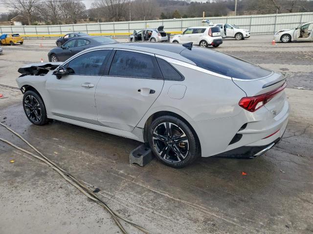 Kia K5 Gt Line Image 2