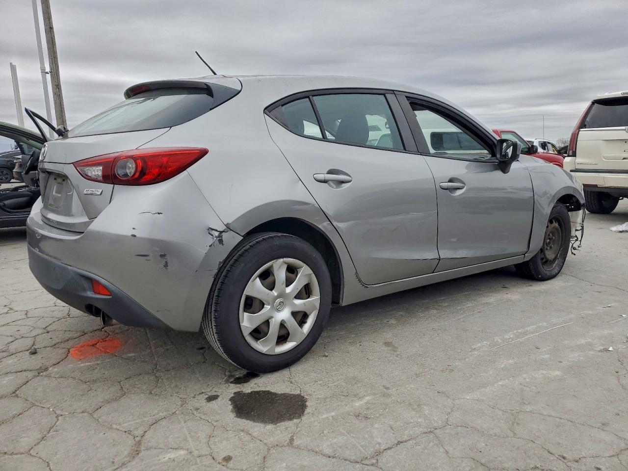 Mazda 3 Sport Image 2