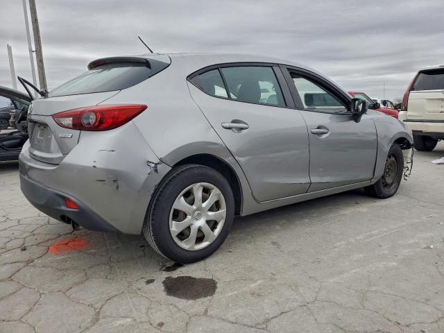 Mazda 3 Sport Image 2