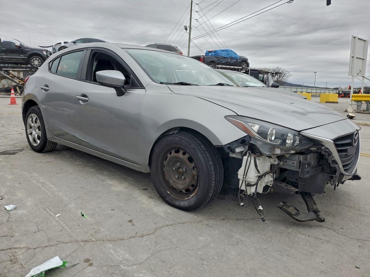 Mazda 3 Sport Image 3