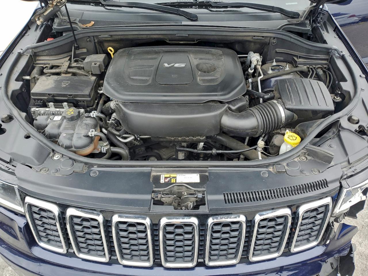 Jeep Grand Cherokee Limited Image 11