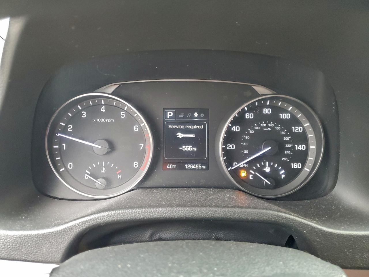 Hyundai ELANTRA Sel Image 2