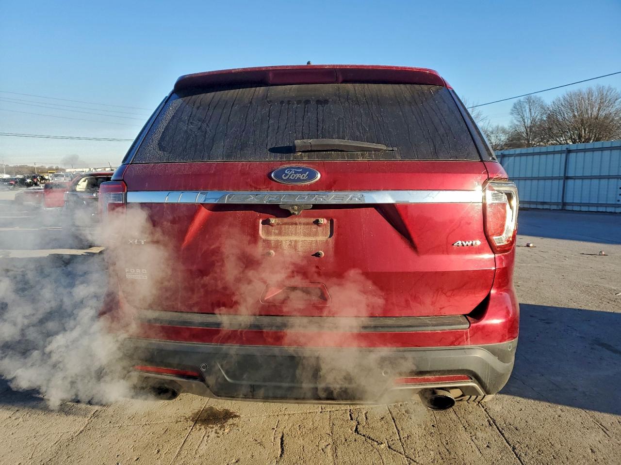 Ford Explorer Xlt Image 4