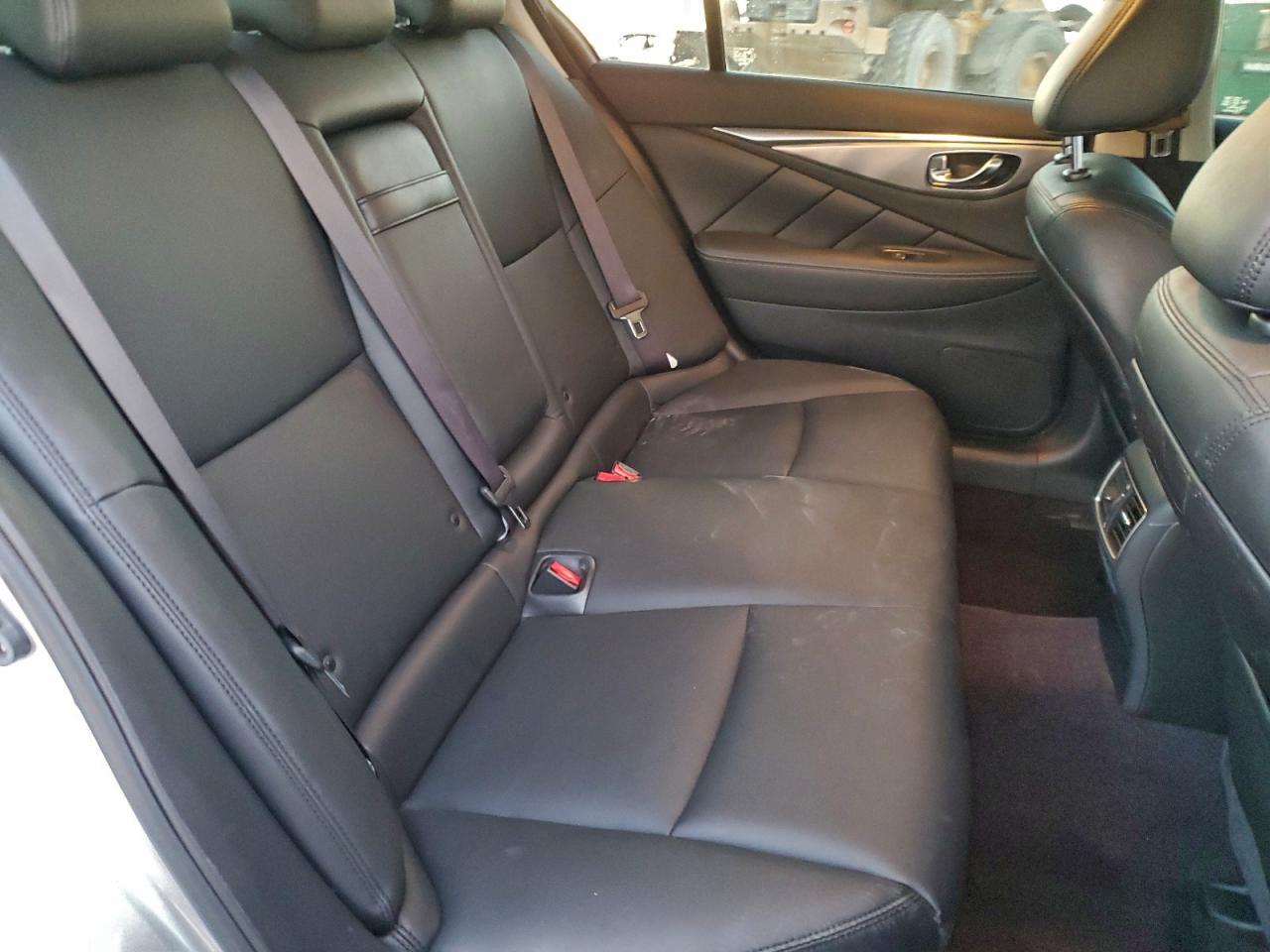 INFINITI Q50 Base Image 2