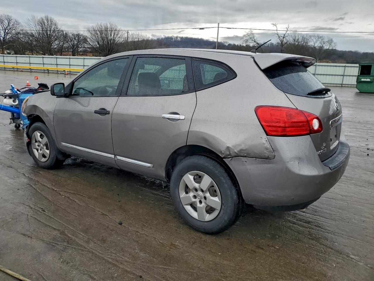 Nissan Rogue S Image 8