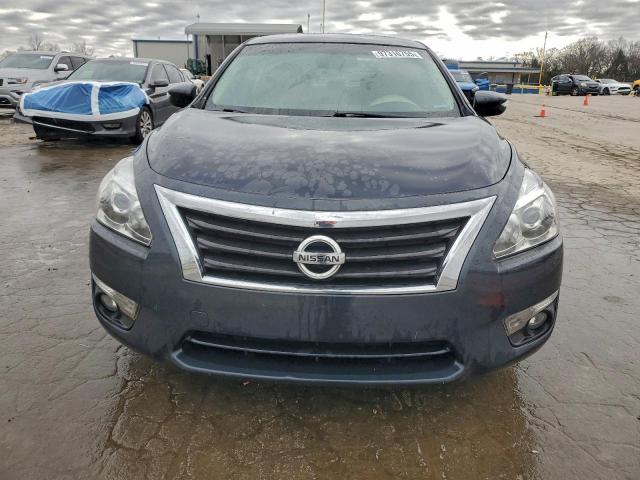 Nissan Altima 2.5 Image 7