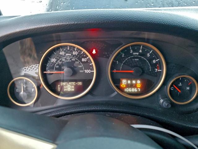 Jeep Wrangler Sahara Image 9