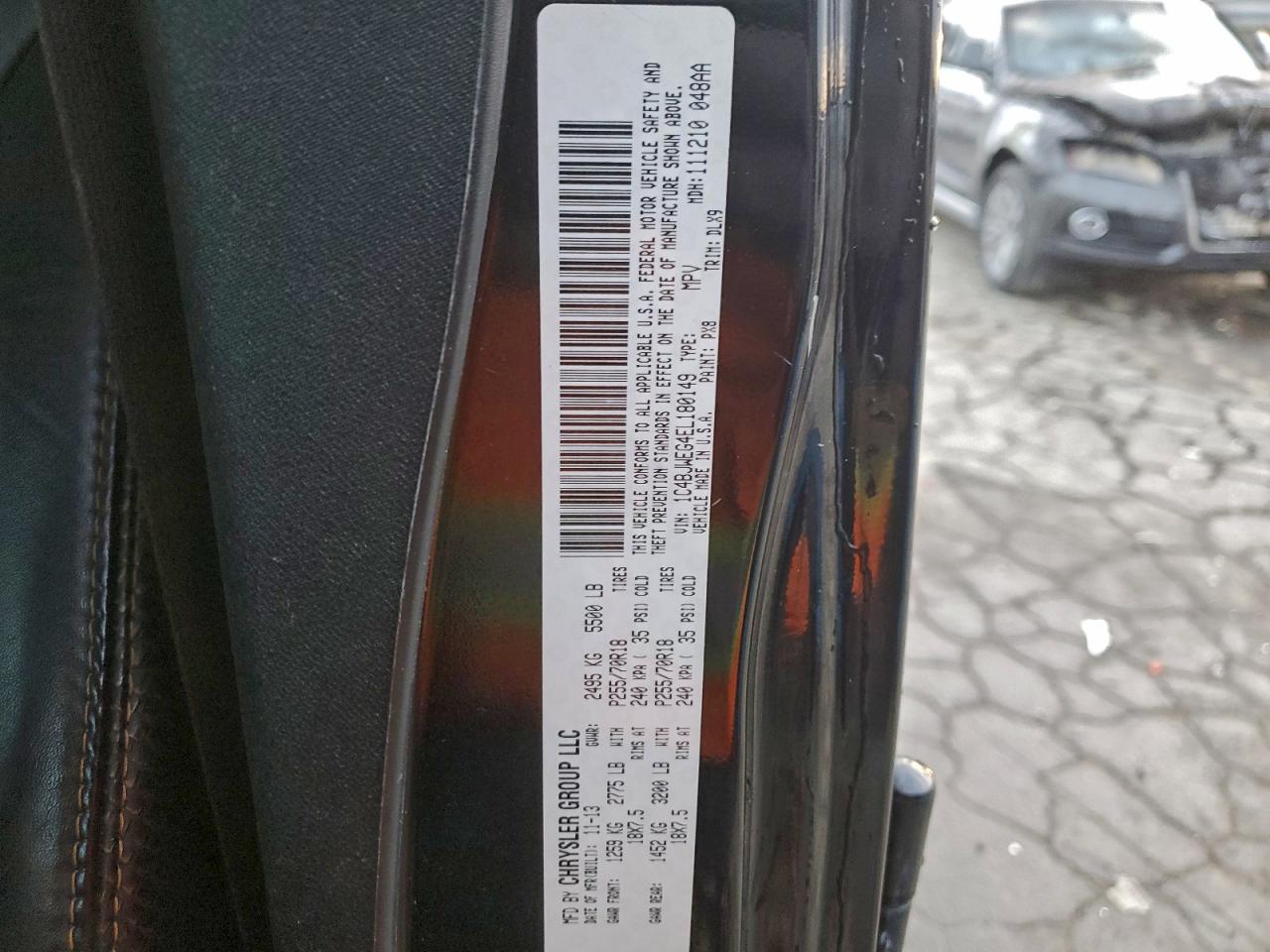 Jeep Wrangler Sahara Image 13