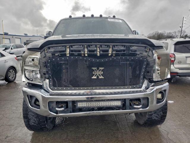 Ford F-250 Super Duty Image 4