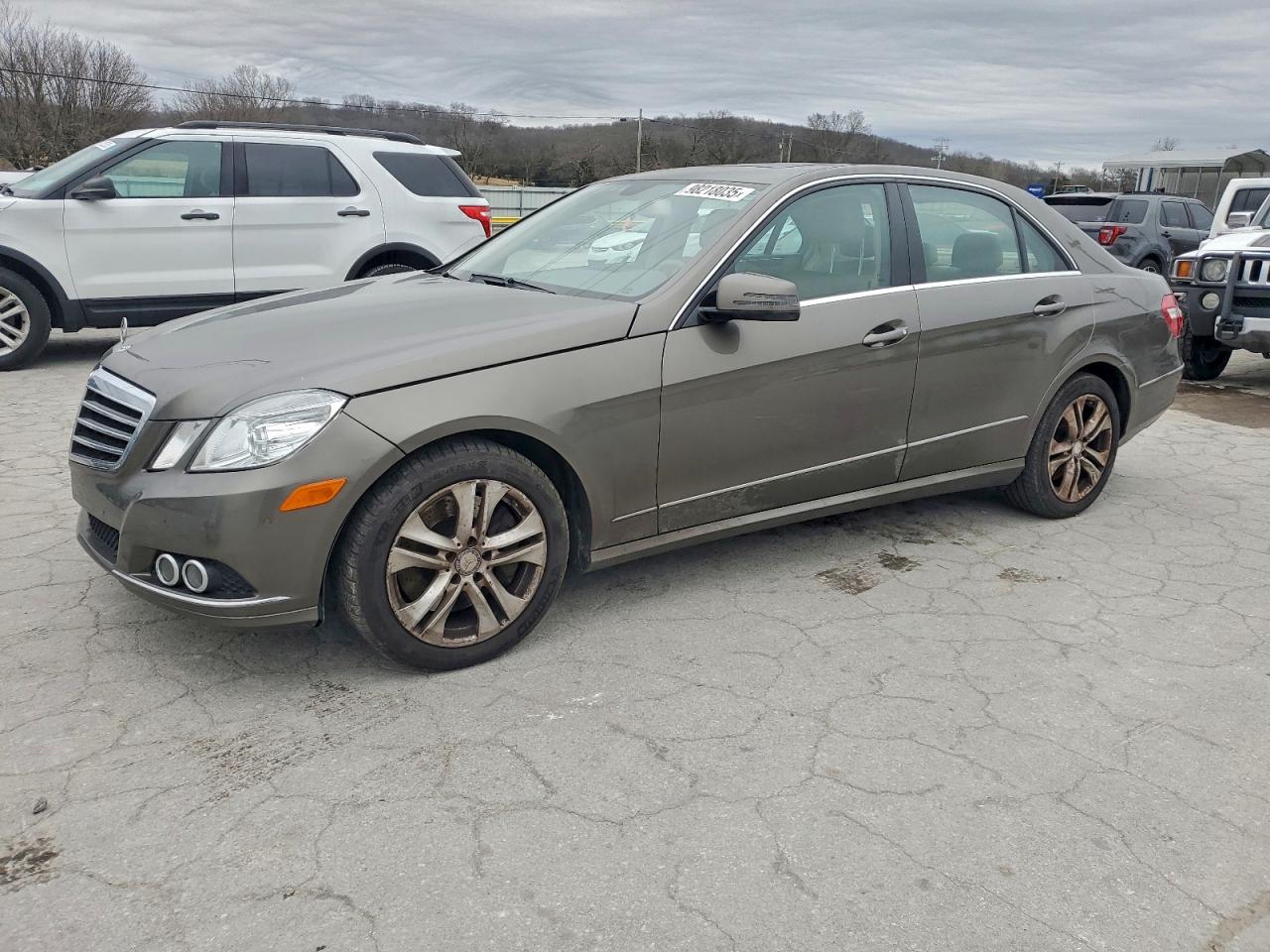 Mercedes-Benz E-Class 550 4matic Image 1