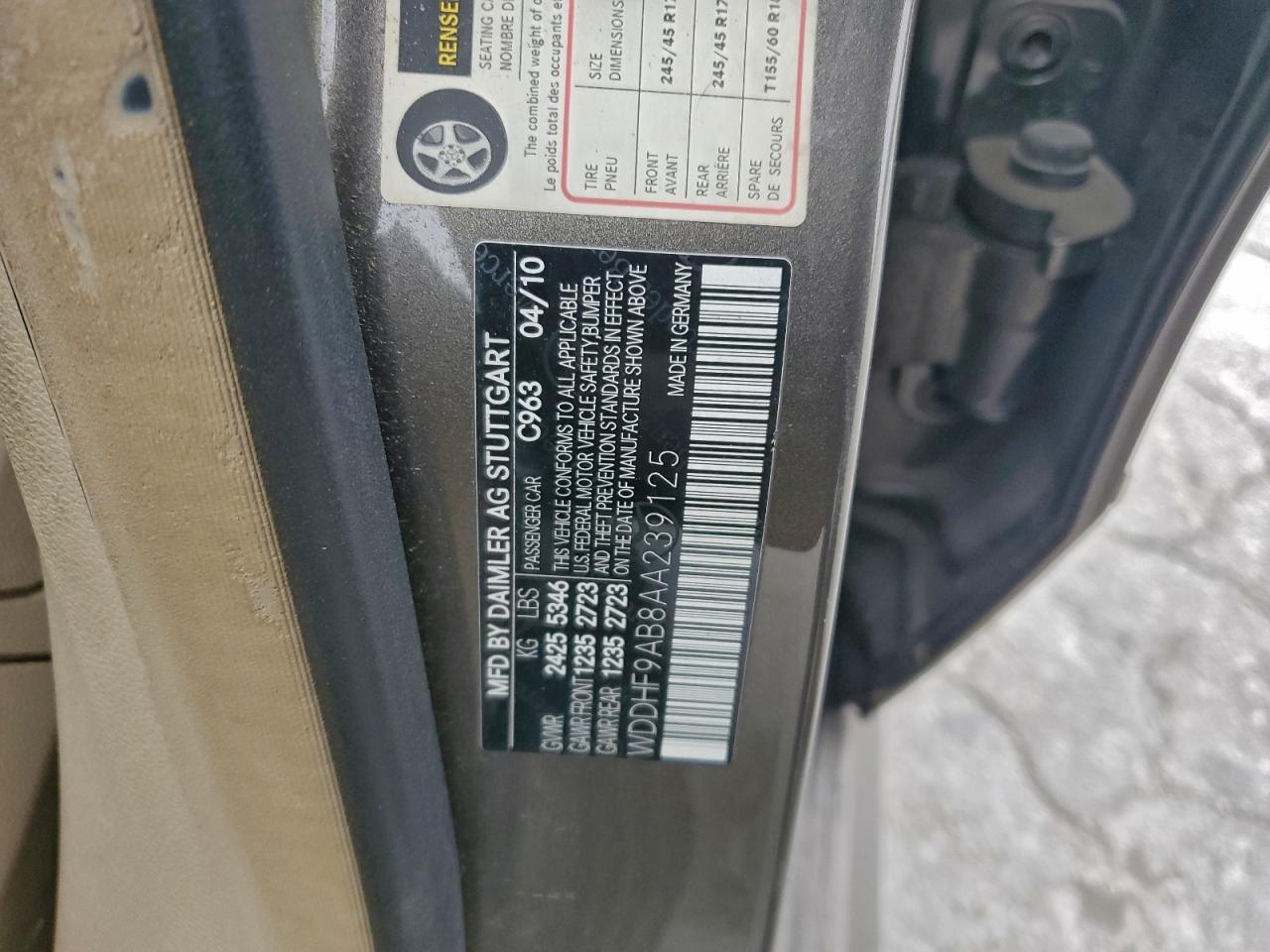 Mercedes-Benz E-Class 550 4matic Image 12