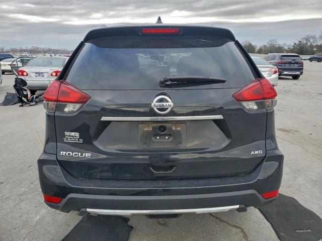 Nissan Rogue S Image 2