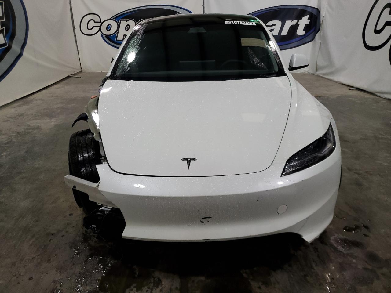 Tesla Model 3 Image 4