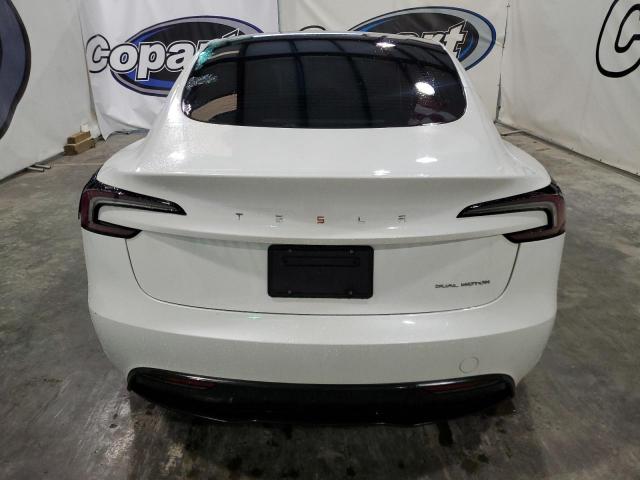 Tesla Model 3 Image 3