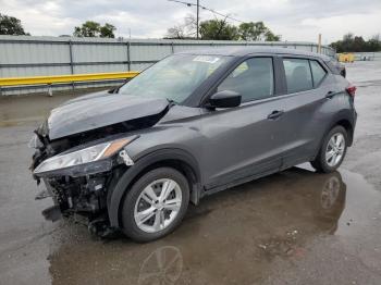  Salvage Nissan Kicks Play