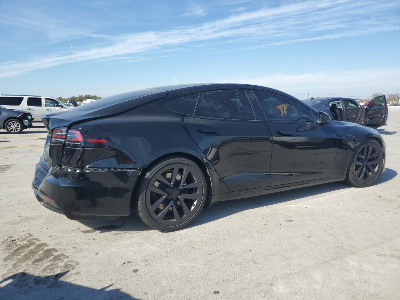 Tesla Model S Image 2