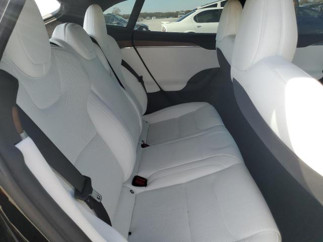 Tesla Model S Image 10