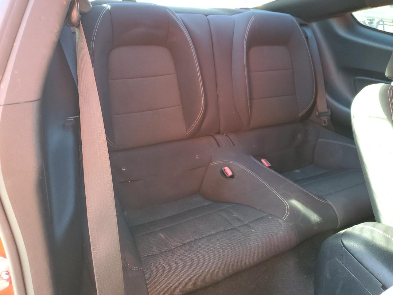 Ford Mustang Image 8