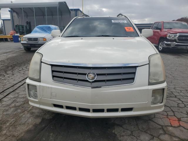 Cadillac SRX Image 2