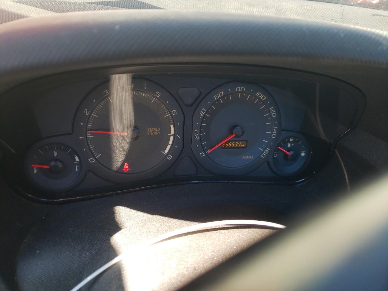 Cadillac SRX Image 8