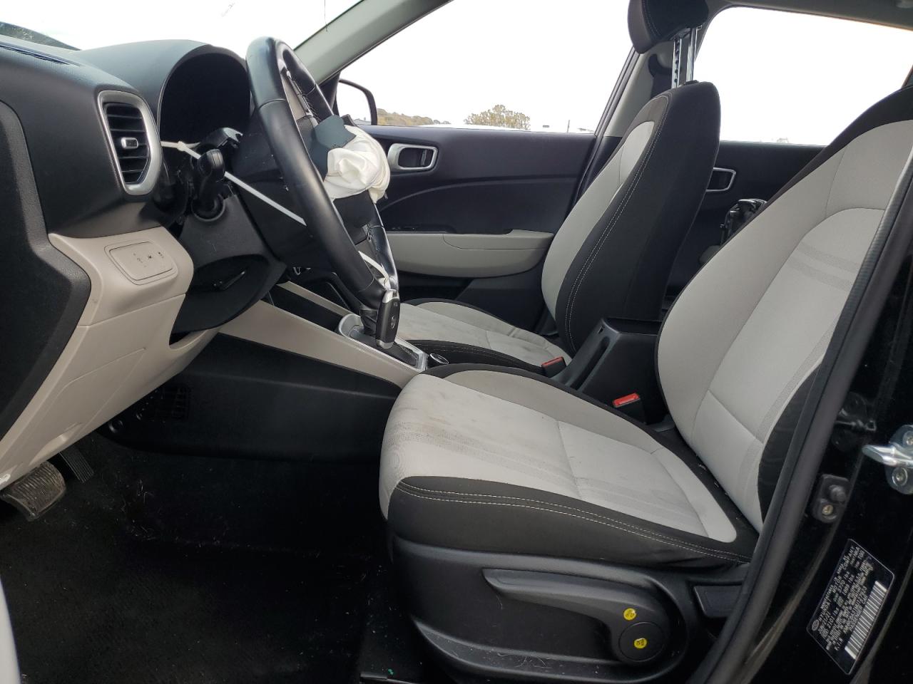 Hyundai VENUE Sel Image 8