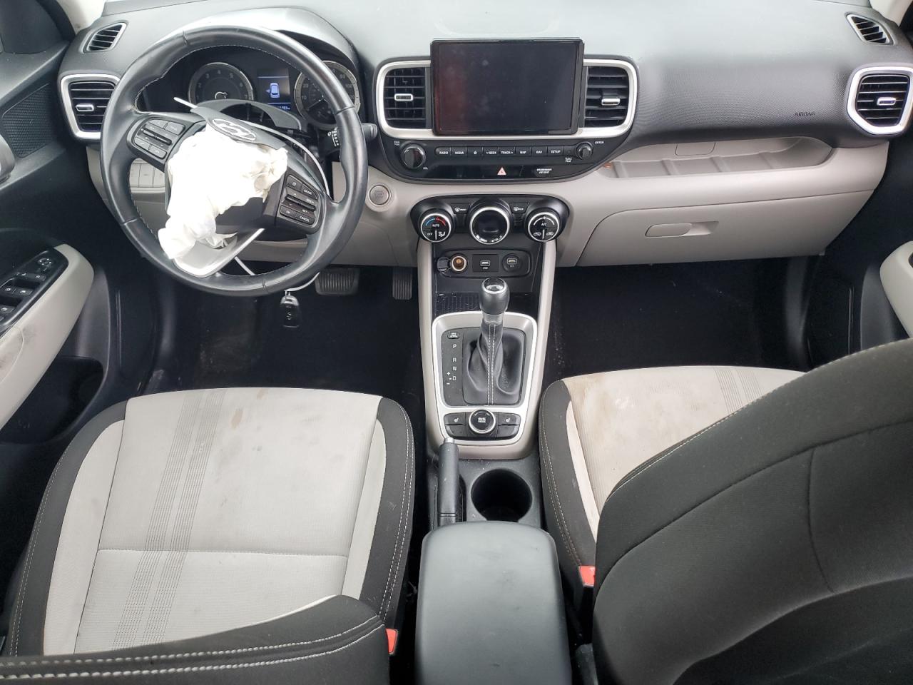 Hyundai VENUE Sel Image 4