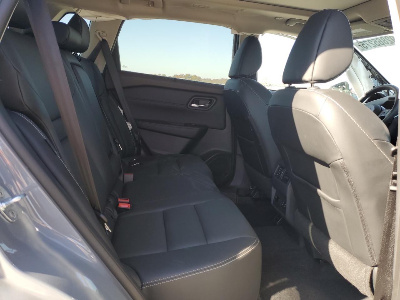 Nissan Rogue Sl Image 9