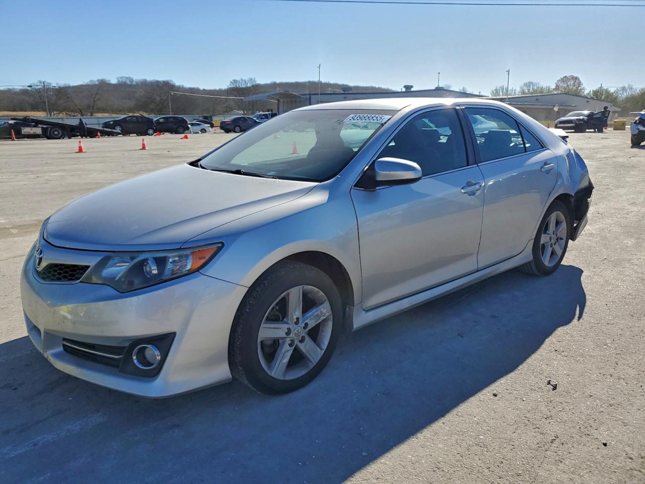 Toyota Camry Base Image 1